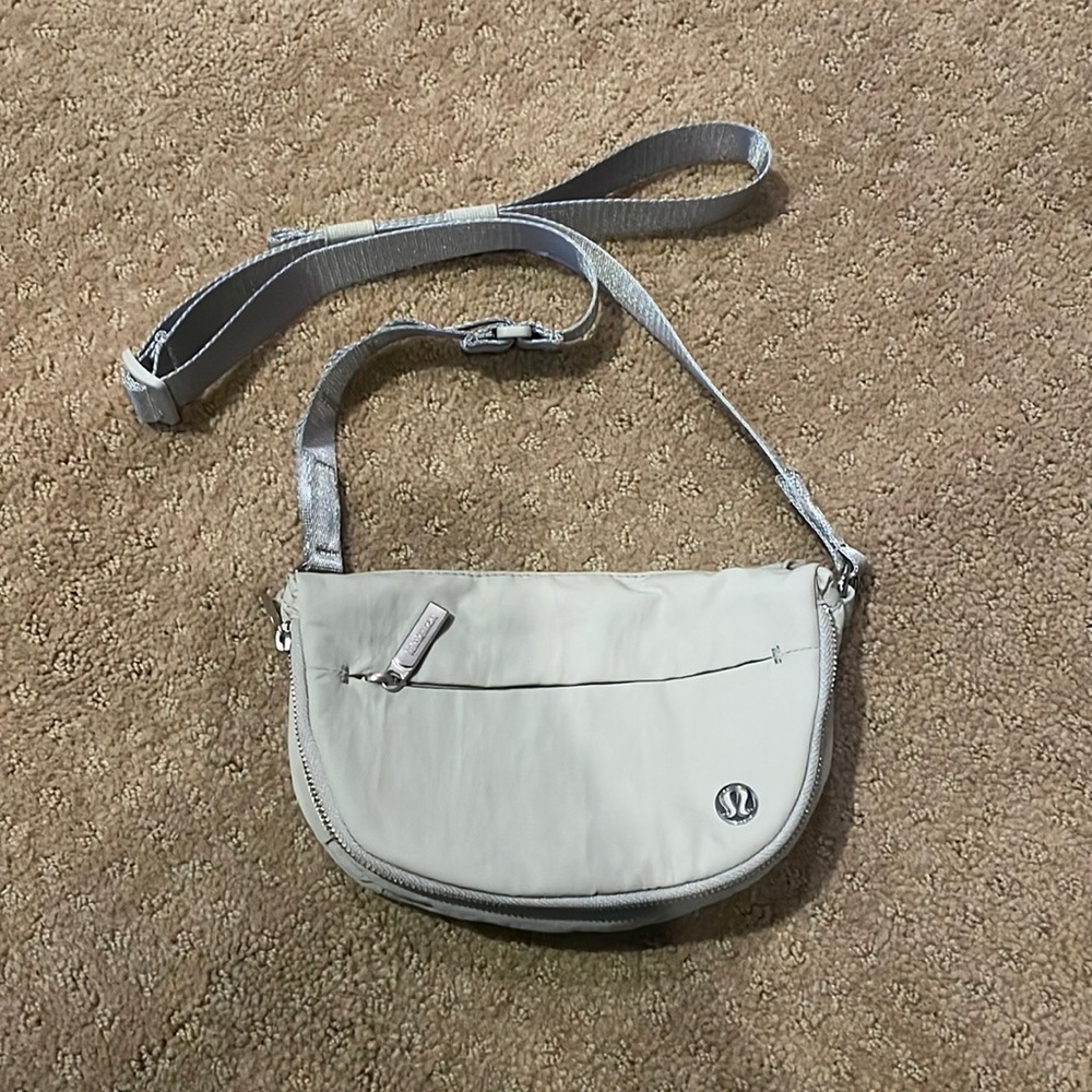 Lululemon crossbody festival bag- 2L